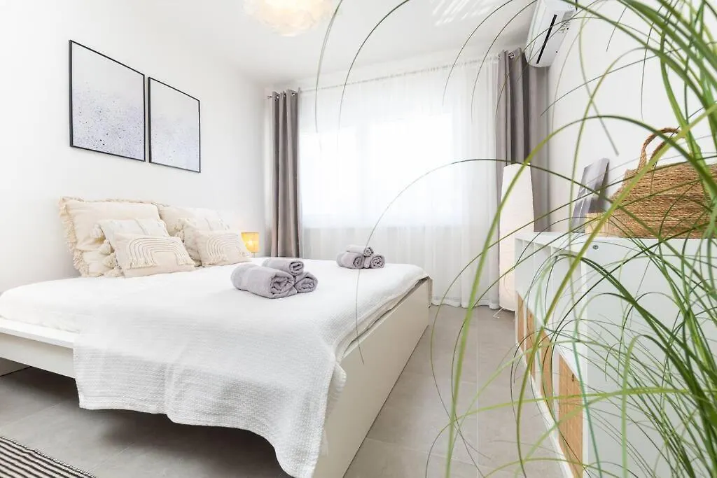 Apartment Apartman Noa Pula